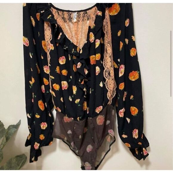 New Free People Poppy Printed Bodysuit Size M - Picture 6 of 10